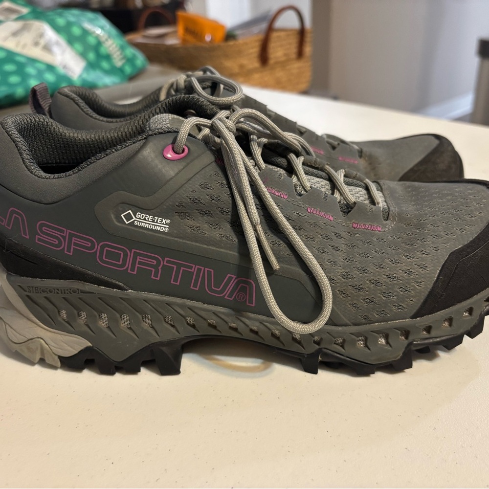 La Sportiva Spire GTX Hiking Shoes - Women's (Size 7)